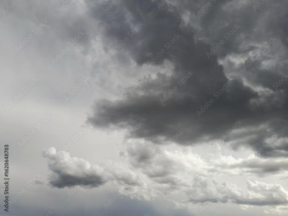 Obraz premium very cloudy black storm clouds.