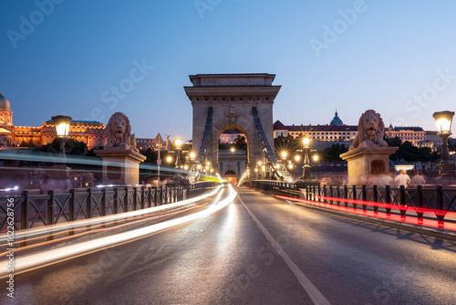 Wallpaper Mural Chain Bridge - Budapest Torontodigital.ca