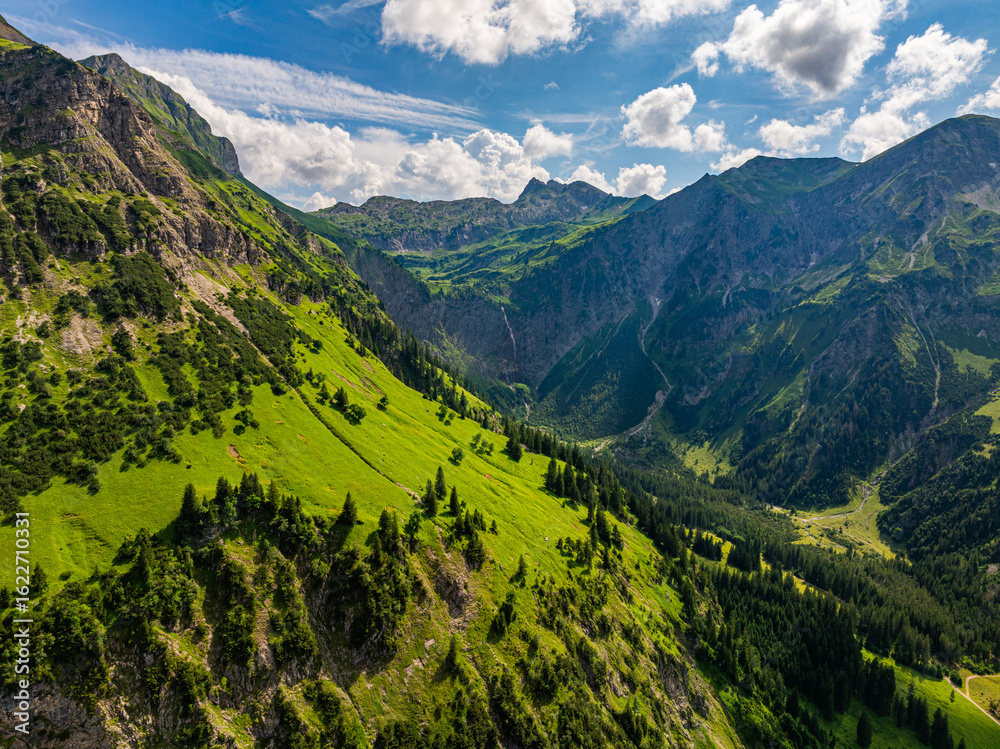 Naklejka premium Vilsalpsee and Tannheimer Tal, Austria, Allgäu Region
