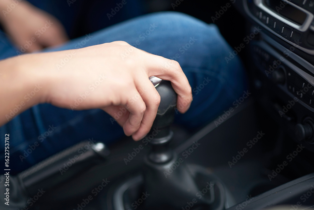 Obraz premium Male driving a car