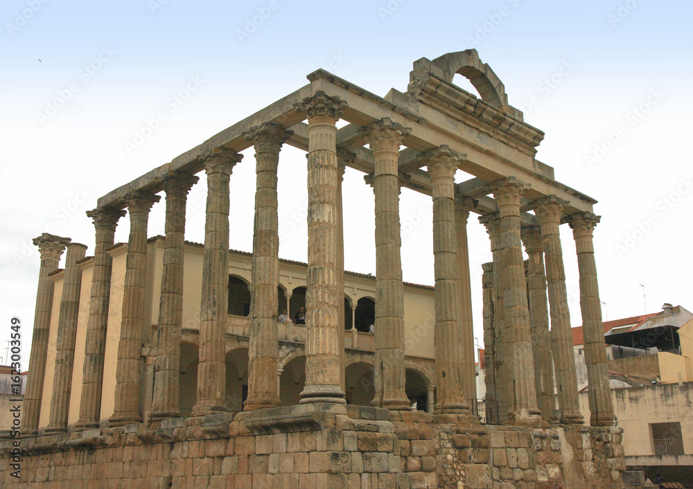 Fototapeta premium Merida. The Temple of Diana (Spanish: Templo de Diana) is a Roman temple built in the 1st century.