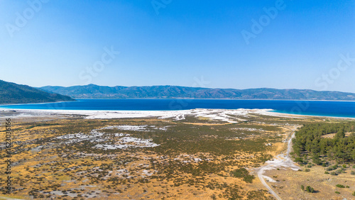 Wallpaper Mural The tranquil beauty of Salda Lake - Turkey with its crystal clear turquoise waters and stunning surrounding landscapes is a mesmerizing sight to behold. Torontodigital.ca
