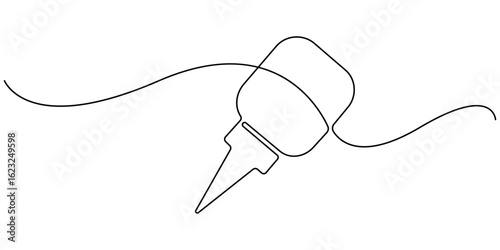 Lubricant oil and bicycle chain, Bicycle Chain Lubricant Bottle continuous one line drawing, Dropping oil. 