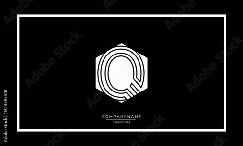 Alphabet letters Q or QQ logo monogram