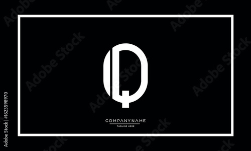 Alphabet letters Q or QQ logo monogram