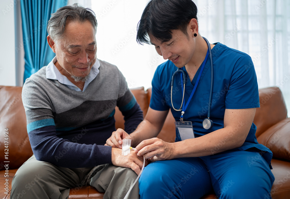 Obraz premium asian physiotherapist change wound dressing or bandage for senior man to take care wound. home caregiver nurse visit retirement patient for health check up recovery process medical service