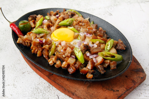 Freshly cooked Filipino food called Sisig