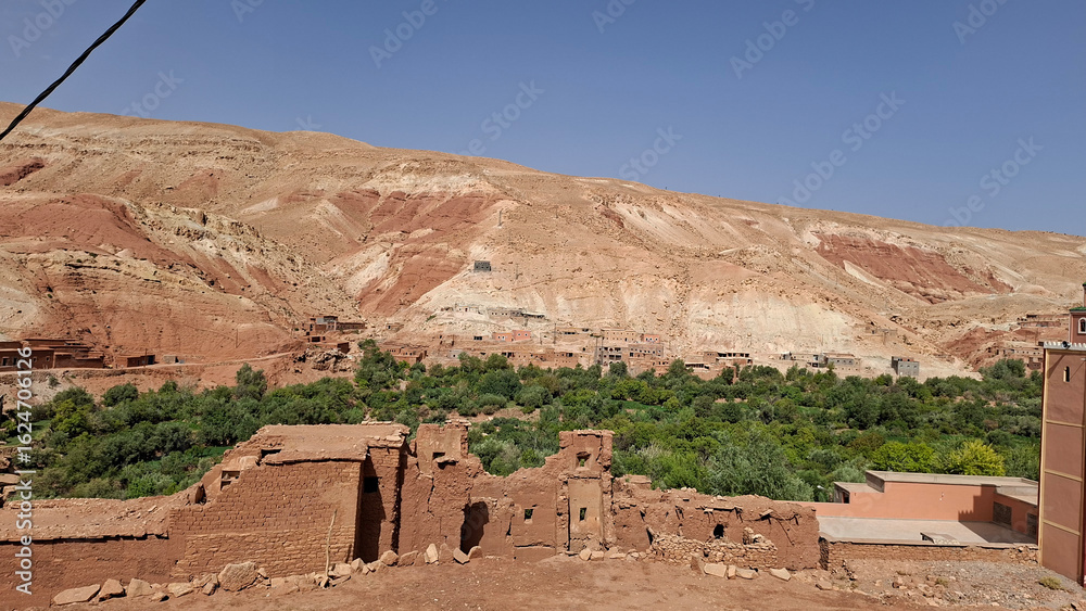 Obraz premium Ancient Adobe Villages of Southern Morocco
