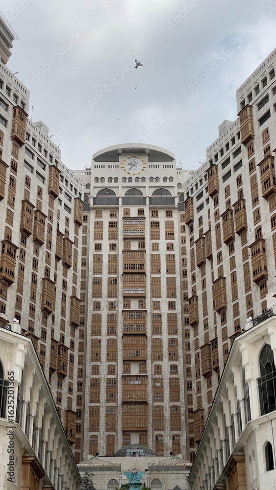 Obraz premium building in mecca