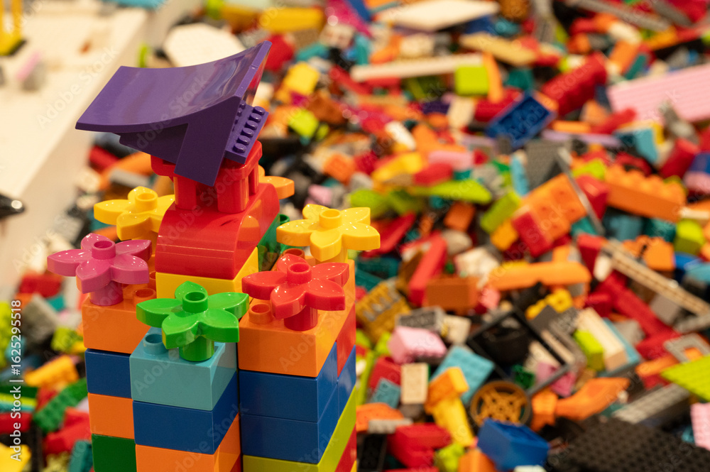 Fototapeta premium colorful plastic toy blocks