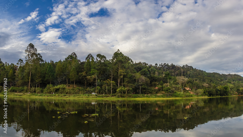 Fototapeta premium El Oconal Lagoon at Villa Rica - Oxapampa, Pasco, Peru