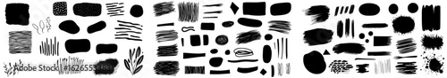 Una gran colección de trazos de pincel con pintura negra, creados manualmente con diversas formas como círculos, alargados, cuadrados y rectángulos