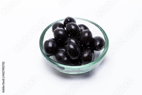 Platillo de aceitunas negras sin hueso