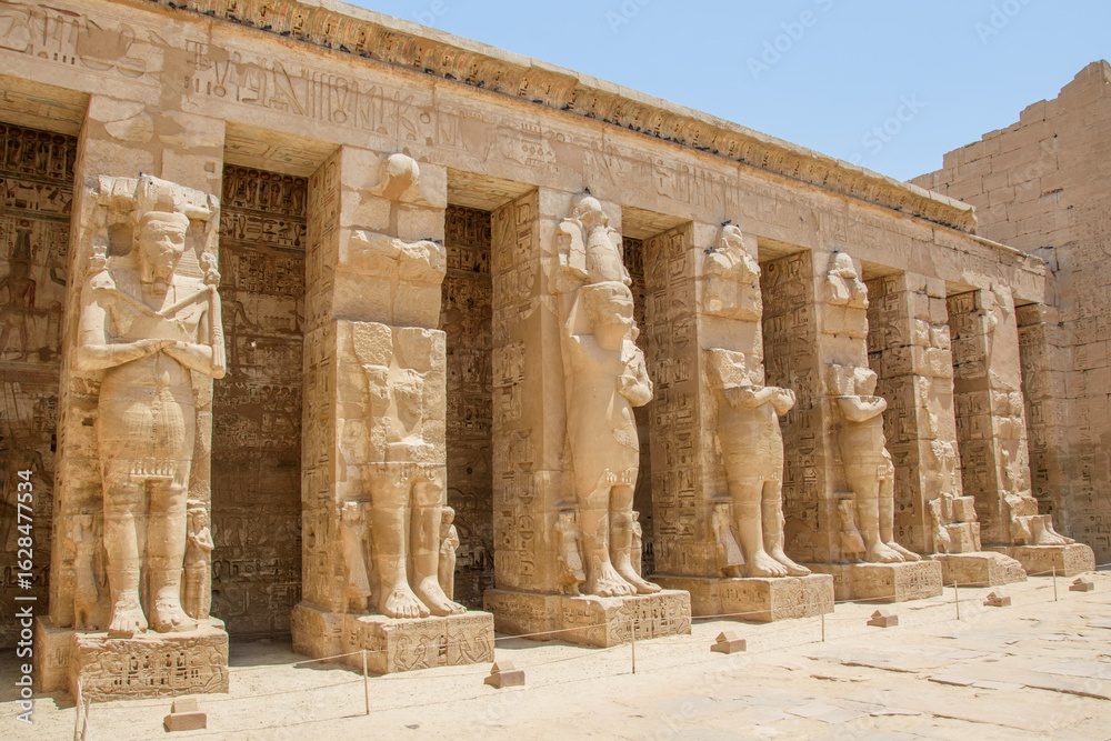 Fototapeta premium Medinet Habu — Ramses III's Mortuary Temple in Luxor, Egypt