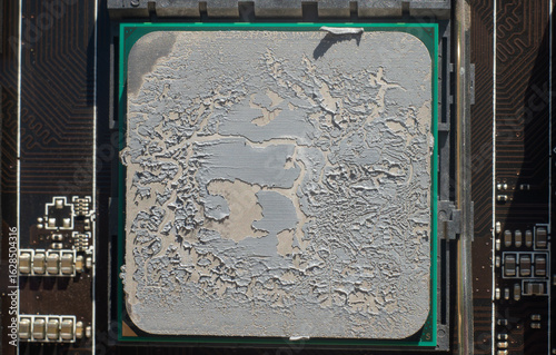 Fotografie Dry thermal paste on the processor