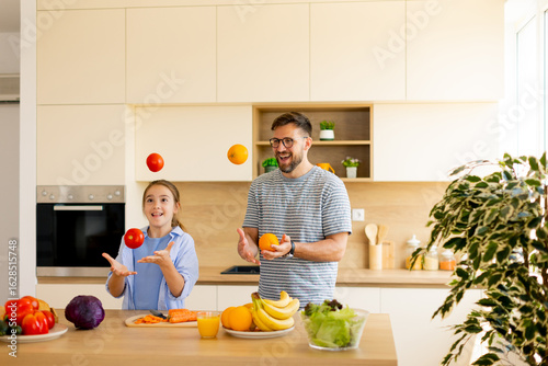 Joyful moments of juggling ...