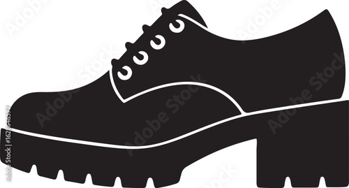 Chunky Sole Business Oxford Shoe in Black and White Silhouette