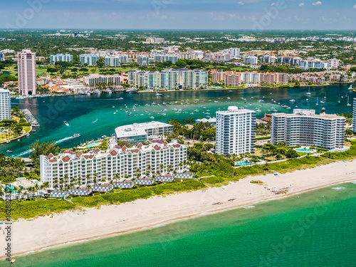 Wallpaper Mural BocaRaton Bay by Boca Club Torontodigital.ca