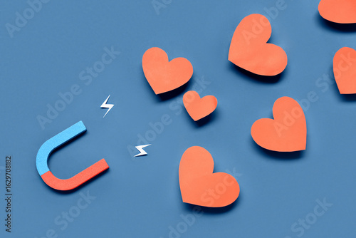 Magnet with paper hearts an...
