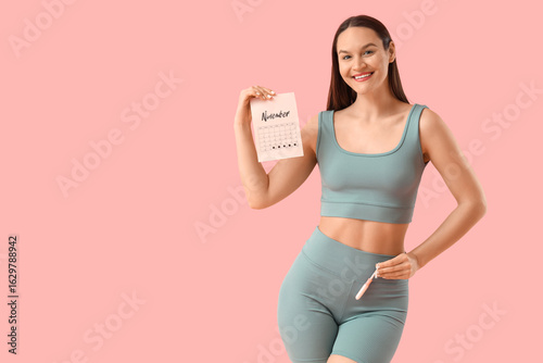 Sporty young woman with men...