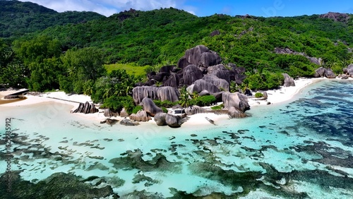 Billede på lærred Anse Source D Argent In La Digue Island Victoria Seychelles