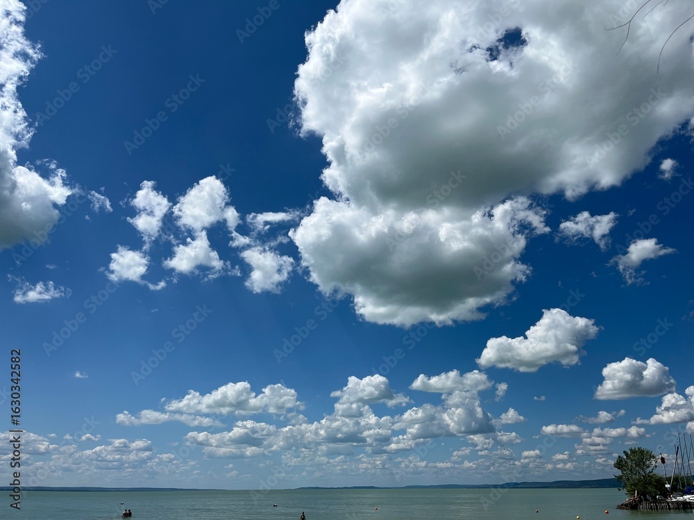 Obraz premium clouds over the Lake Balaton