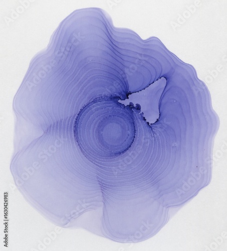 Circular Alcohol Ink Ripple – Blurple Abstract Pattern on White