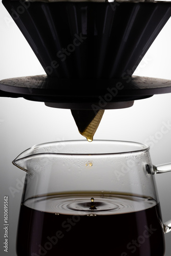 Coffee Brewing in Glass Server with Ceramic Dripper Pour‑Over  – Minimalist Barista