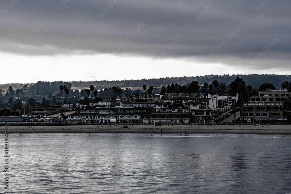 Fototapeta premium Santa Cruz Skyline With Dark Winter Clouds Along Beach in California