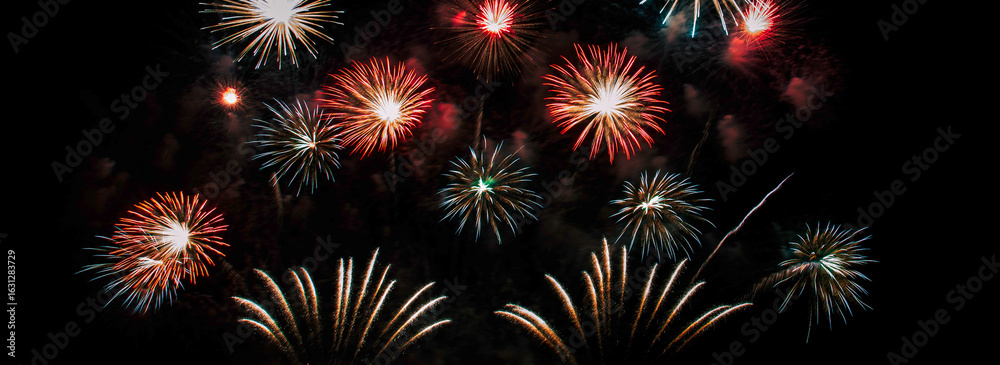 Fototapeta premium Banner Green firework night time celebrate national holiday. Green Firework celebrate anniversary happy new year 2025 4th of july holiday festival. Countdown New year 2026 festival with copy space