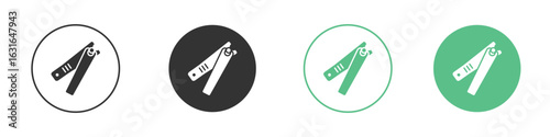 Nail clippers icon