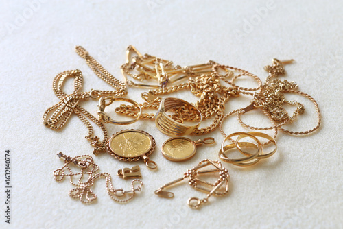 Foto 中古品の貴金属や金の買取と下取り