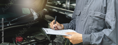 Schilderij op canvas Auto check up and car service shop concept