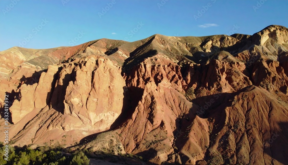 Obraz premium Colorful mountain range in sunlight