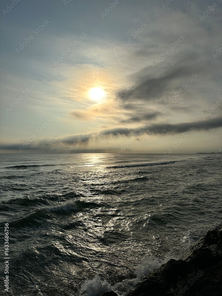 Fototapeta premium sunset over the sea