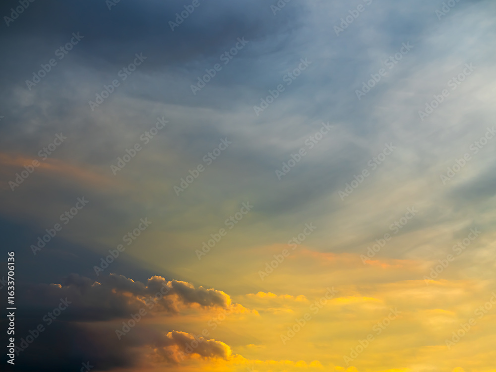 Naklejka premium Sky pastel background yellow red gradient sunset sunrise summer abstract sky evening soft effect pattern texture design nature spring light beauty template