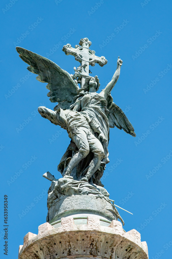 Obraz premium Monument to the Martyrs of Religion and the Homeland located in Plaza España, Zaragoza, Spain. 