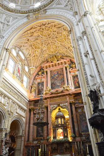 Wallpaper Mural Altar na Mesquita-Catedral de Córdoba na Espanha Torontodigital.ca