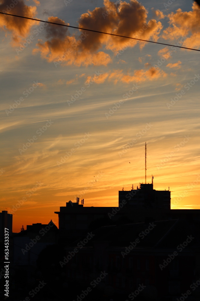 Fototapeta premium sunset over the city