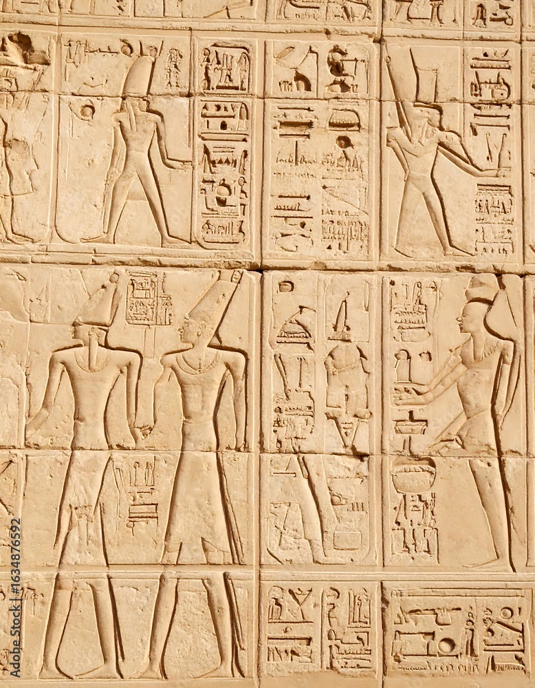 Fototapeta premium Ancient Egyptian relief carvings