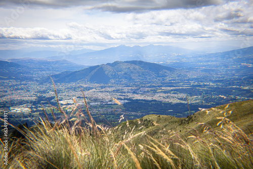 Obraz na plátně Pichincha Province, Quito, Ecuador - July 5, 2025: Ilalo Volcano seen from Pasochoa Volcano, in the Pasochoa Wildlife Refuge