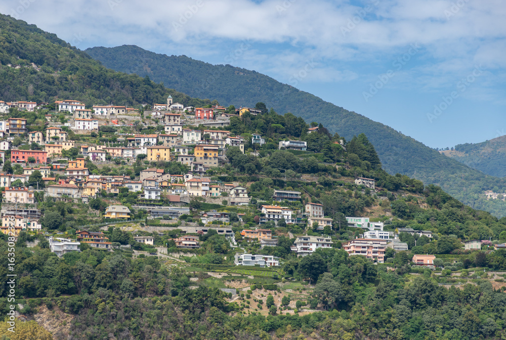 Naklejka premium Lake Como - Rovenna