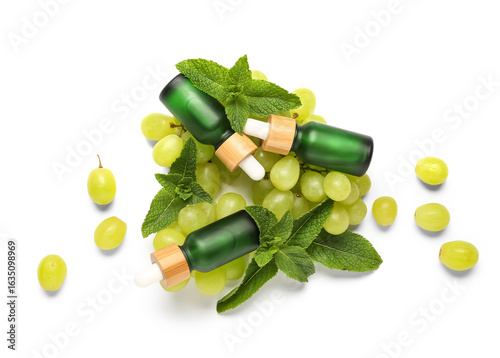 Green grape seed oil droppe...
