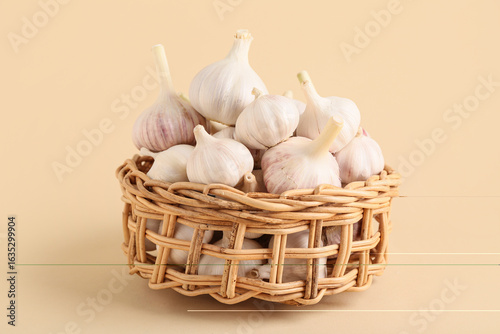 Fresh organic garlic bulbs ...