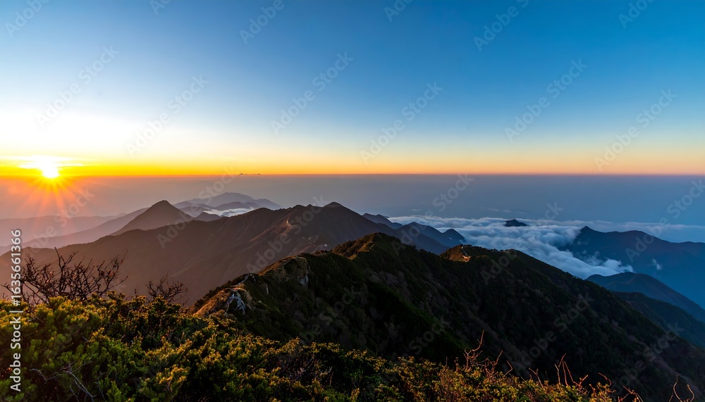 Obraz premium Mountain Sunrise Panorama