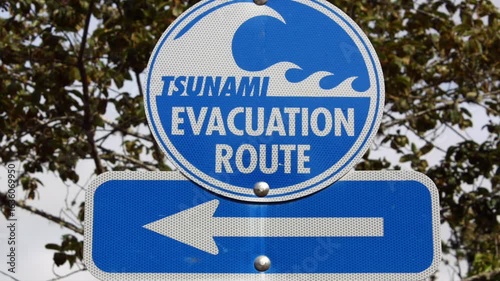  A Tsunami Evacuation sign in Oregon, USA 