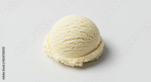 Creamy Vanilla Ice Cream Scoop: Perfect for Summer Treats and Dessert Menus