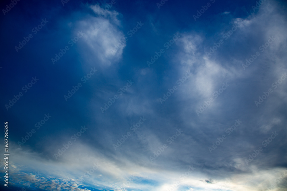 Obraz premium 夏の奄美大島の風景。夏雲。