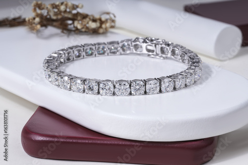 Obraz na plátně Silver Diamond Bracelet for unisex