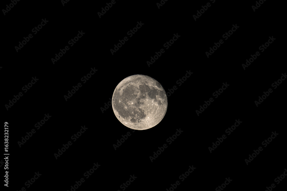 Fototapeta premium full moon rising